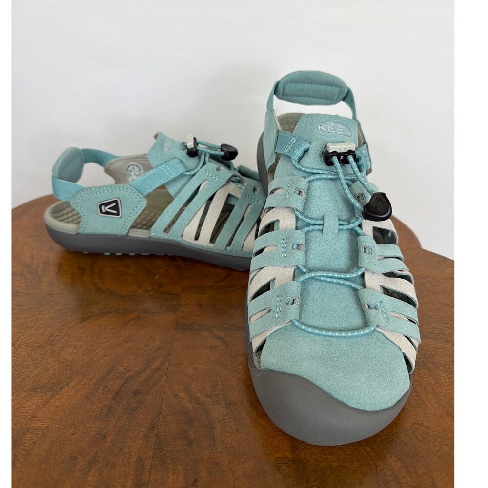 NIB KEEN Cypress Blue Gray Suede Toggle Lace Sport Sandal 10